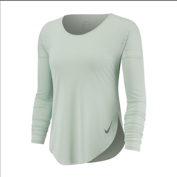 mint green running top